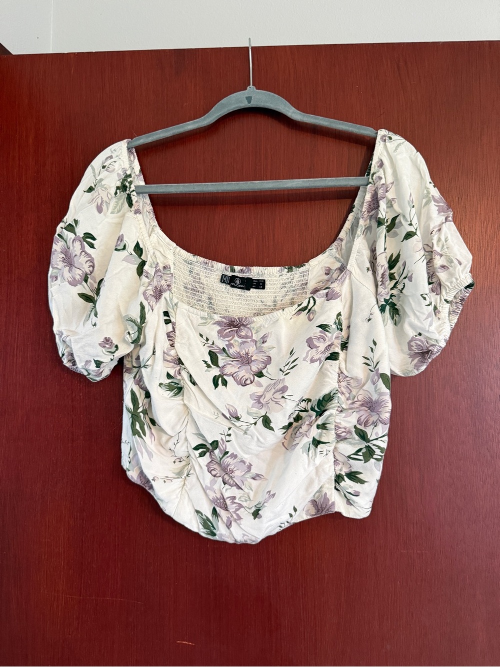 Volcom Cream Puff-Sleeve Floral Crop Top with Lavender Blooms